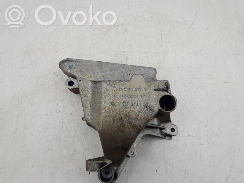 Engine mount bracket   04C199207E,04C199207E