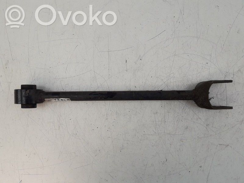 Brazo de suspensión trasero   104444400A,P104444400A,104444400A,P104444400A