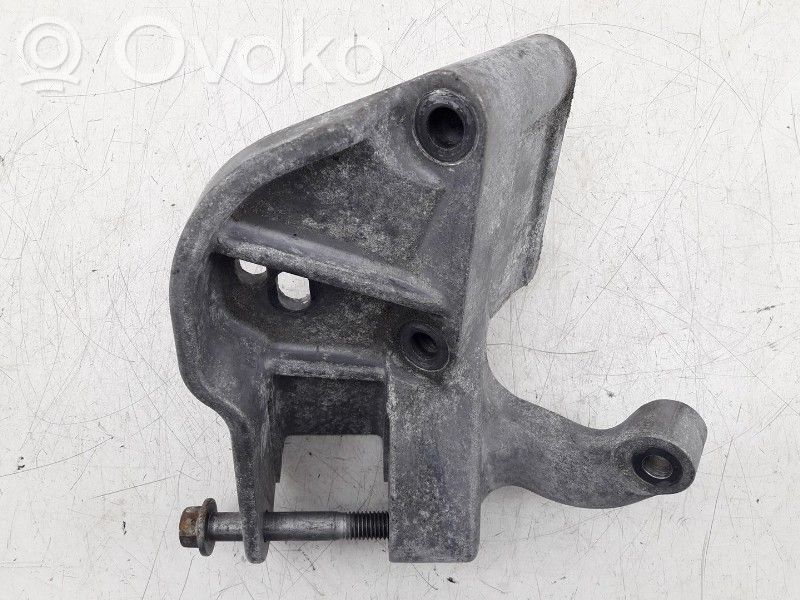 Engine mount bracket   31359638,31359638