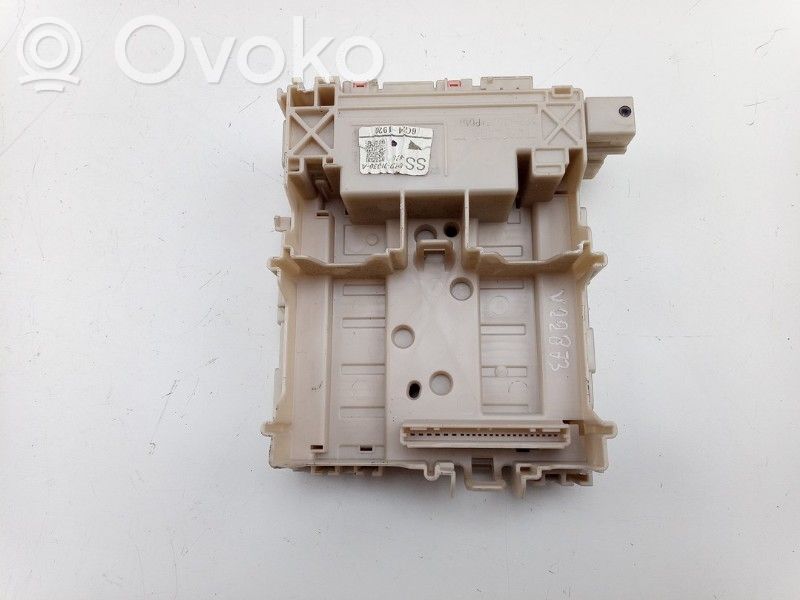 Skrzynka bezpieczników / Komplet   827300H030A,6G241920,6G241920,827300H030A