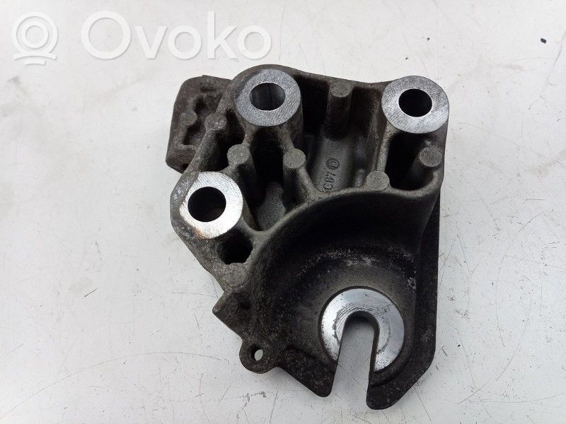 Engine mount bracket   6M516030BA,6M516030BA