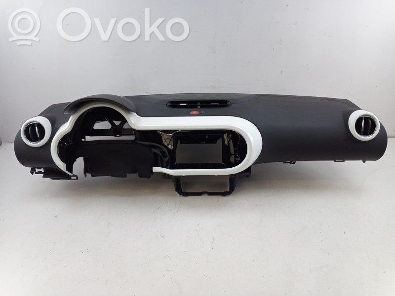 Renault Twingo III Deska rozdzielcza 