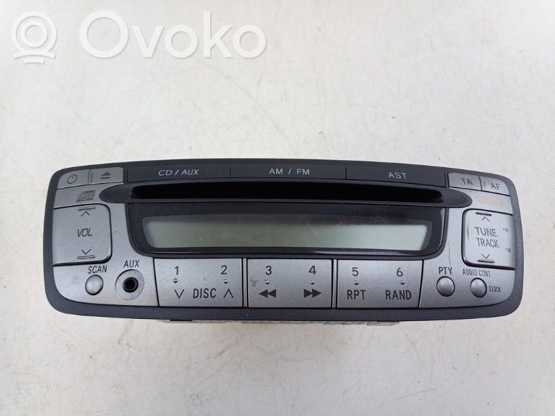 Peugeot 107 Unità principale autoradio/CD/DVD/GPS 