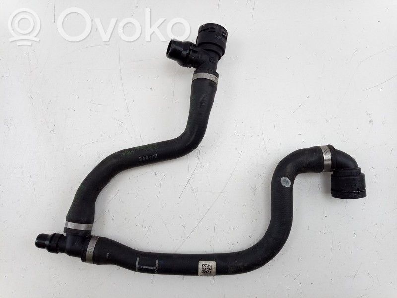 BMW 2 F45 Conductă/furtun lichid de răcire motor 