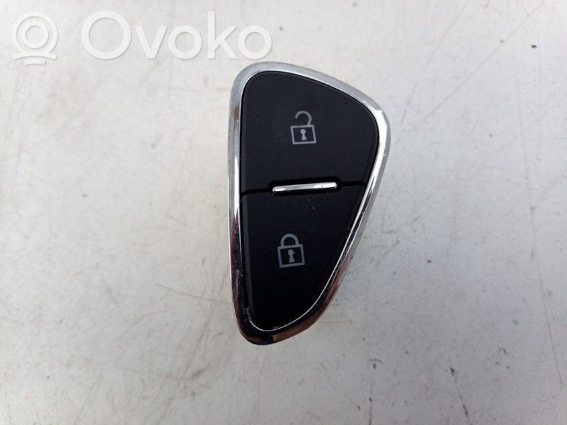 Opel Corsa E Alte comutatoare/butoane 