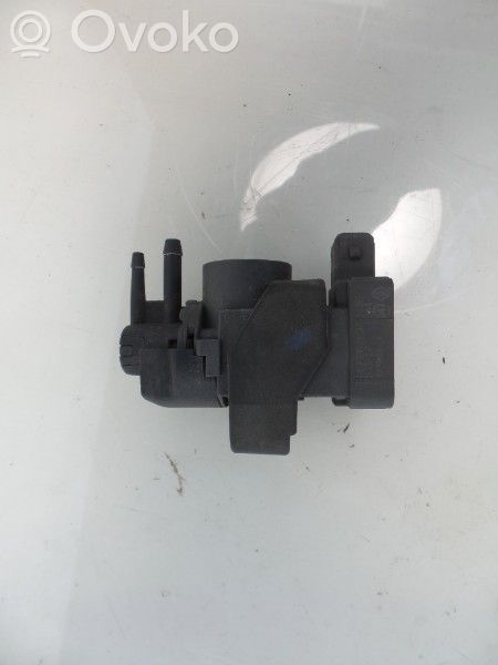 Opel Movano B Supapă vacuum 