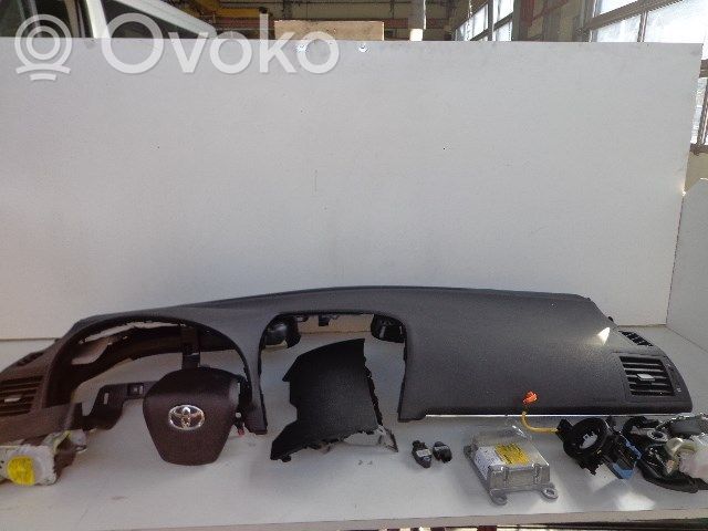 Toyota Avensis T270 Set airbag 