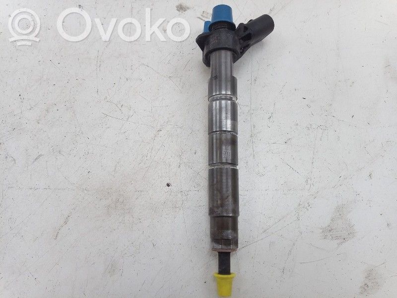 Mercedes-Benz Sprinter W907 W910 Injector combustibil 