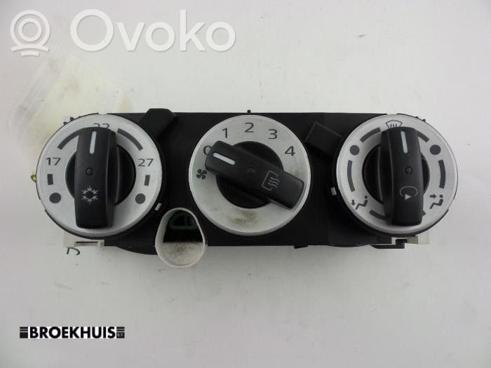 Mitsubishi Colt CZ3 Ilmastoinnin ohjainlaite 