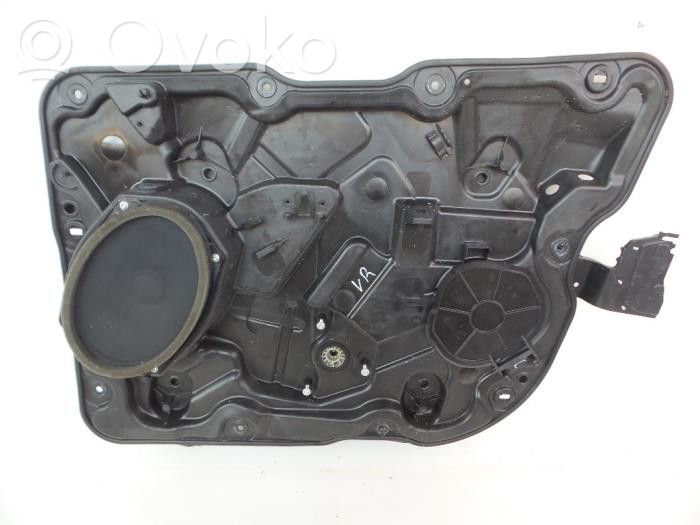 Jeep Grand Cherokee (WK) Mecanismo para subir la puerta delantera sin motor