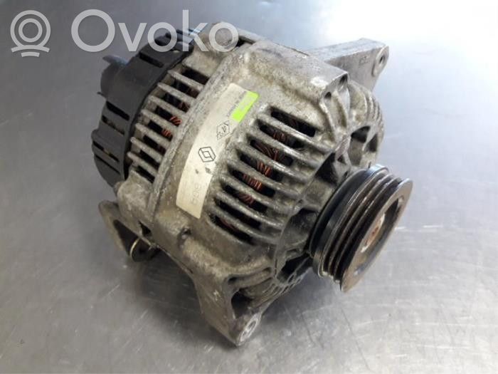 Renault Megane I Generatore/alternatore 