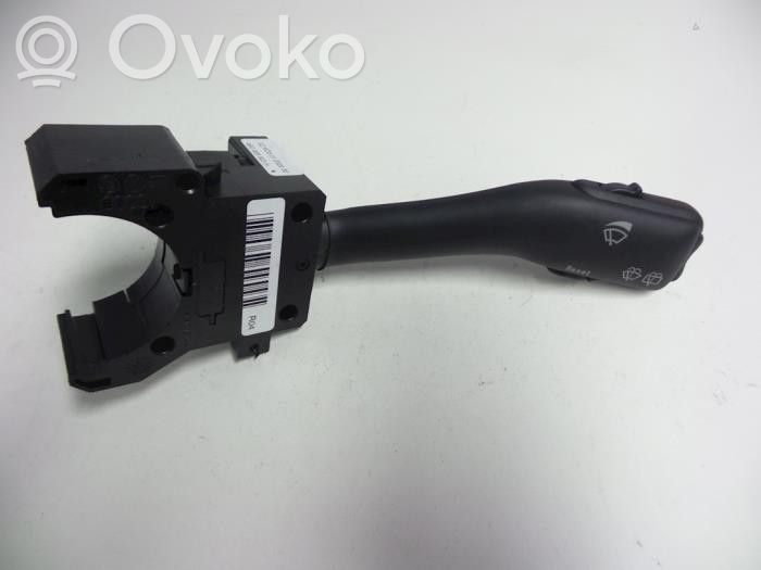 Volkswagen Golf IV Manetka / Przełącznik wycieraczek 