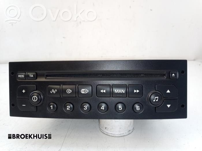 Peugeot 1007 Panel / Radioodtwarzacz CD/DVD/GPS
