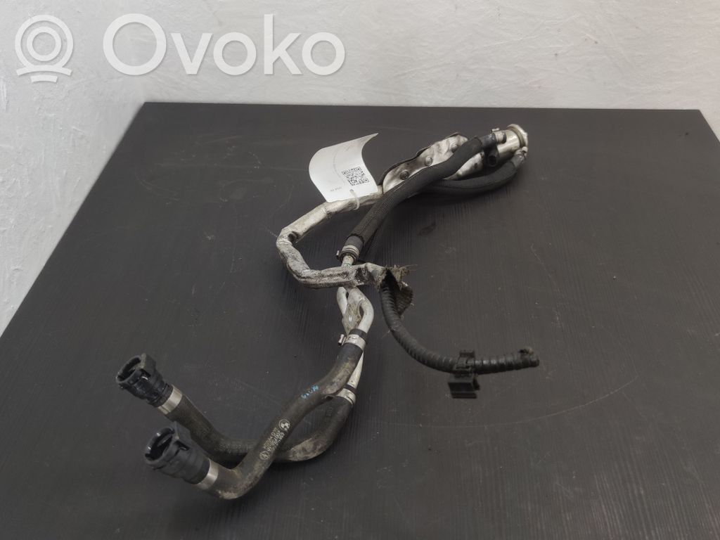 BMW 5 G30 G31 G38 AdBlue injector 