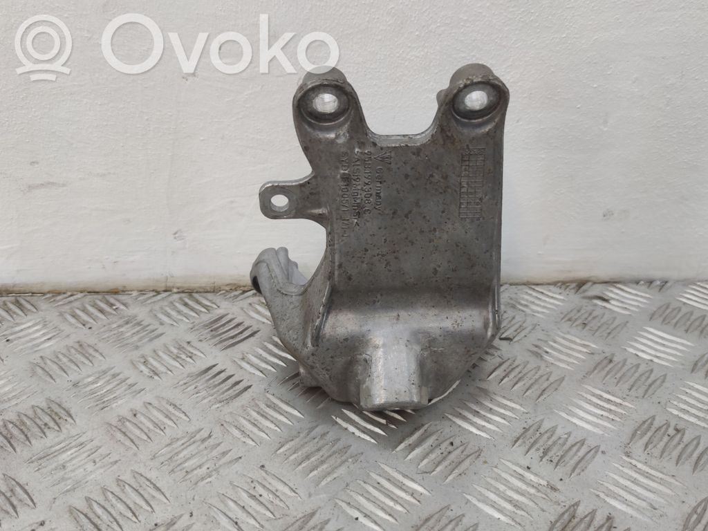 Porsche Macan (95B) Engine mounting bracket 