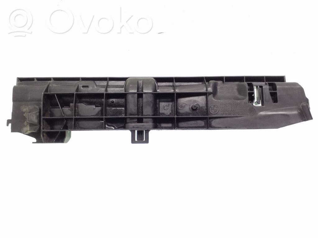 BMW 3 E90 E91 Garniture de radiateur 
