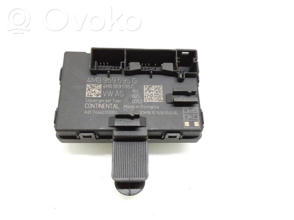 Audi Q7 4M Door control unit/module 