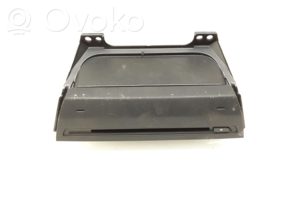 Mazda 3 II Radio / CD/DVD atskaņotājs / navigācija 