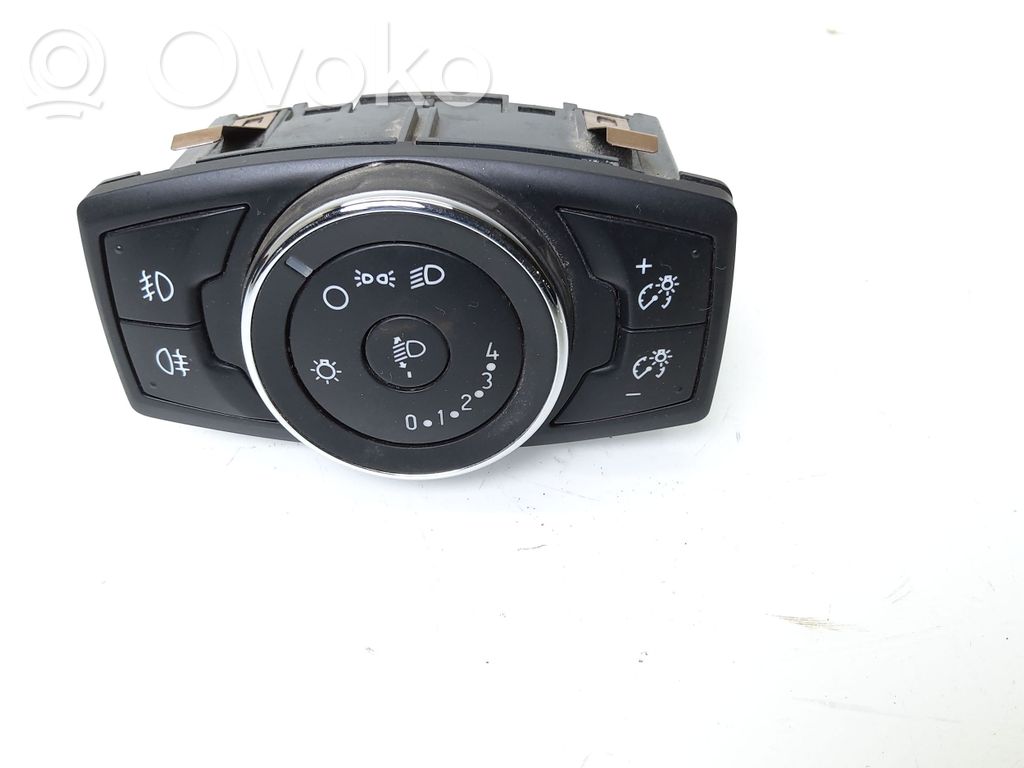 Ford Focus Light switch 