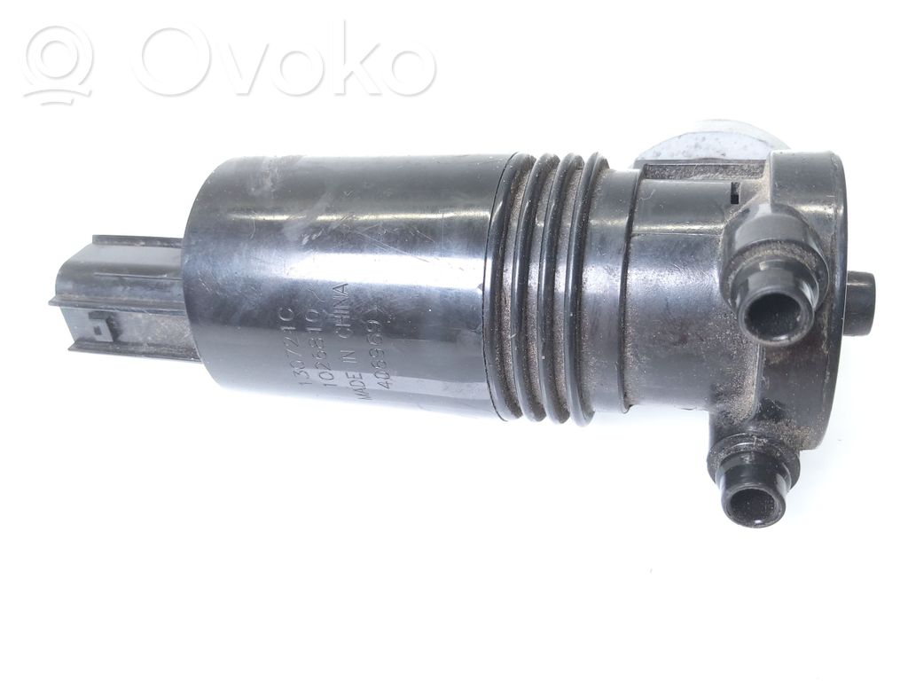 Volvo V40 Cross country Windscreen/windshield washer pump 