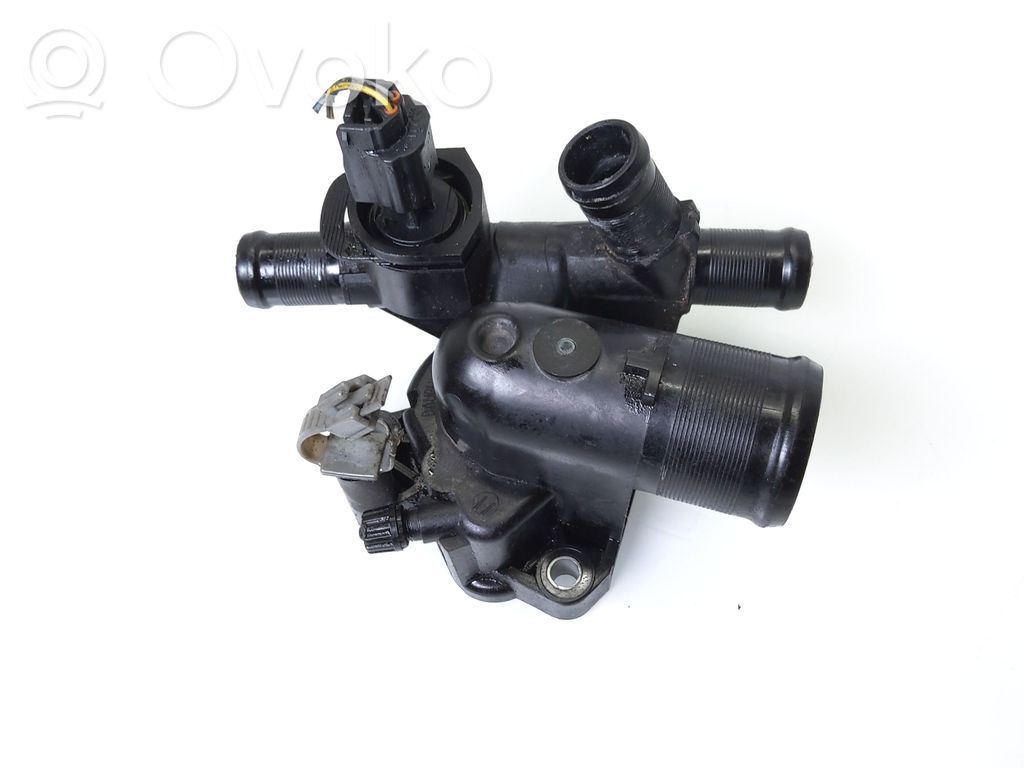 Nissan Qashqai Termostaatin kotelo 