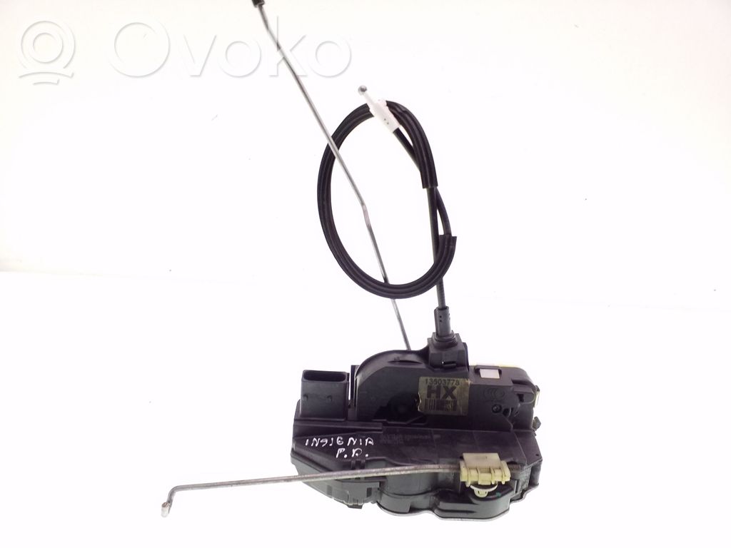 Opel Insignia A Front door lock 