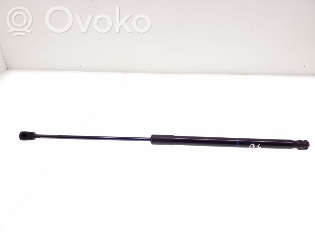 Audi A1 Tailgate/trunk strut/damper 