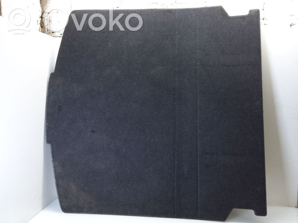 Toyota Auris E180 Wykładzina podłogowa bagażnika 