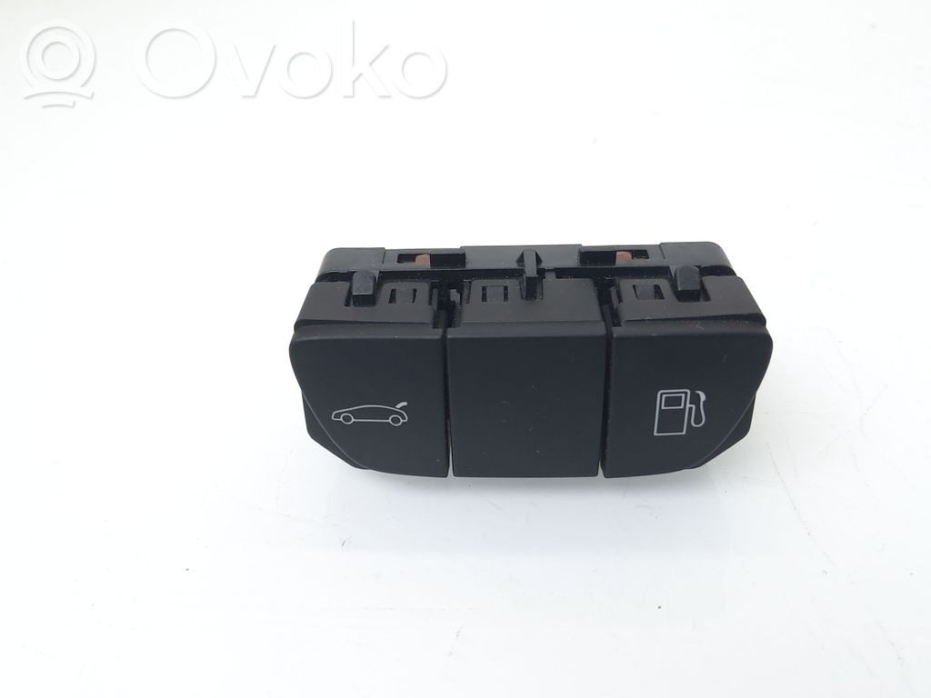 Peugeot 508 Tailgate opening switch 