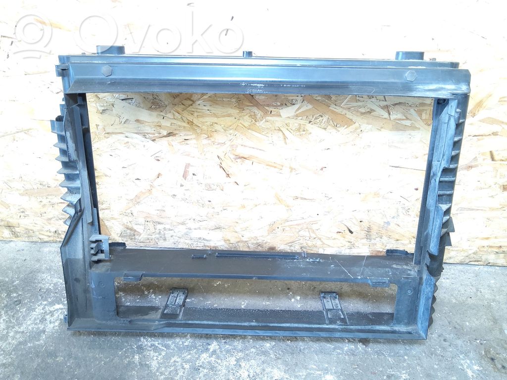 BMW 5 E60 E61 Support de radiateur sur cadre face avant 