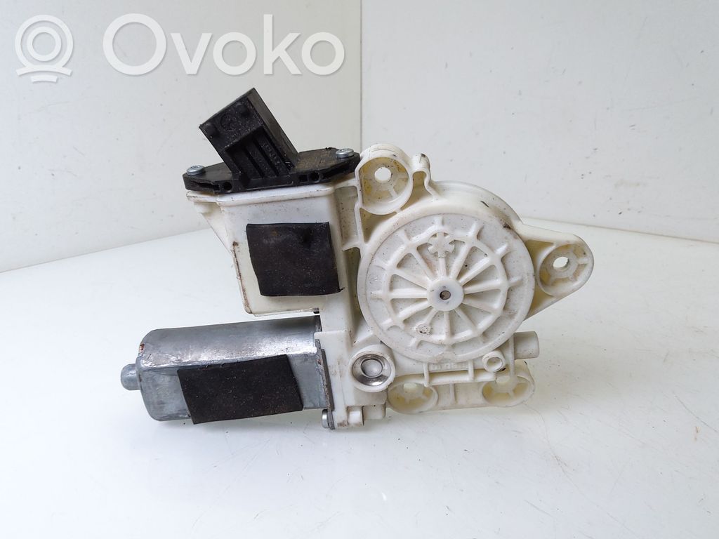 Opel Vectra C Moteur de lève-vitre de porte avant 