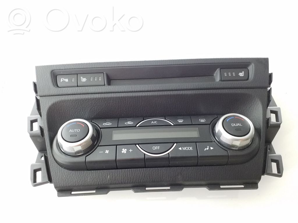 Mazda 3 II Climate control unit 