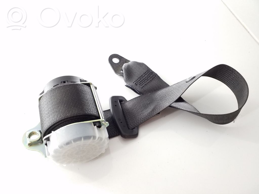 Opel Astra J Rear seatbelt 