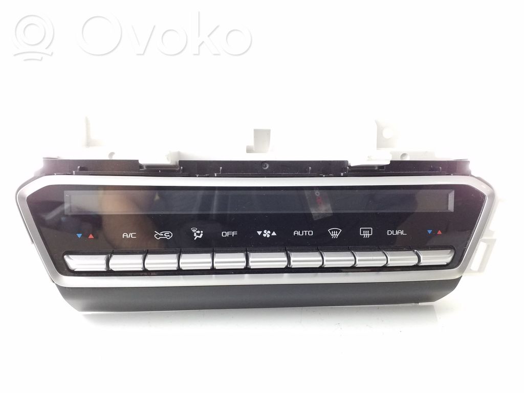 Isuzu D-Max Climate control unit 