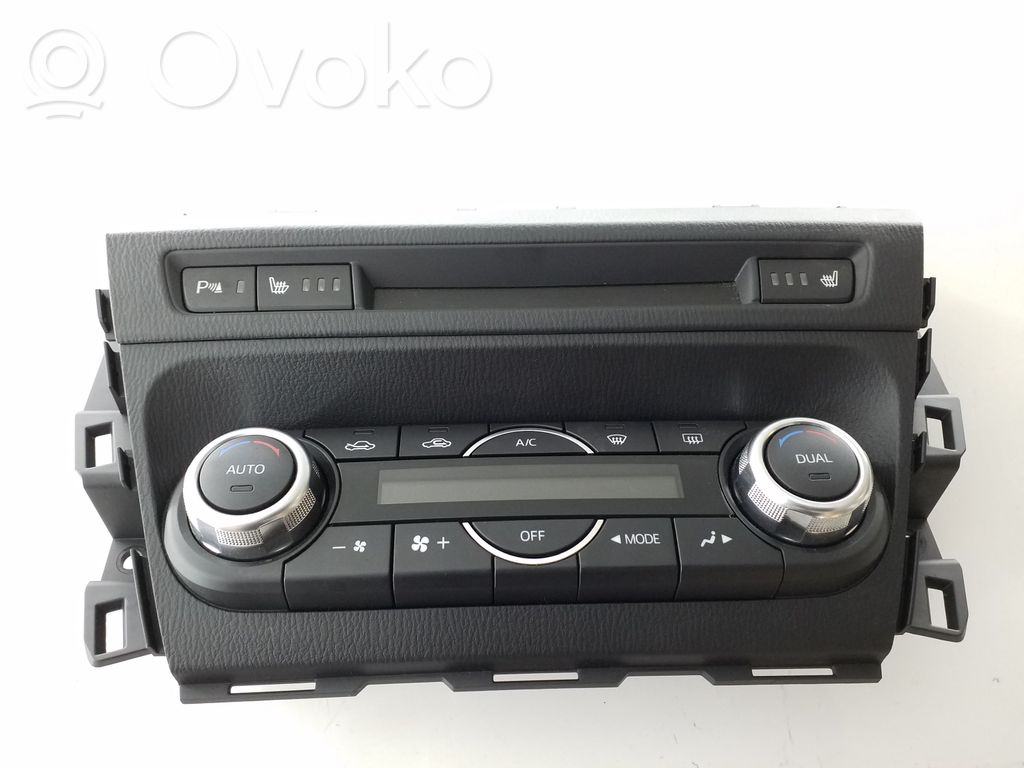 Mazda 3 II Climate control unit 