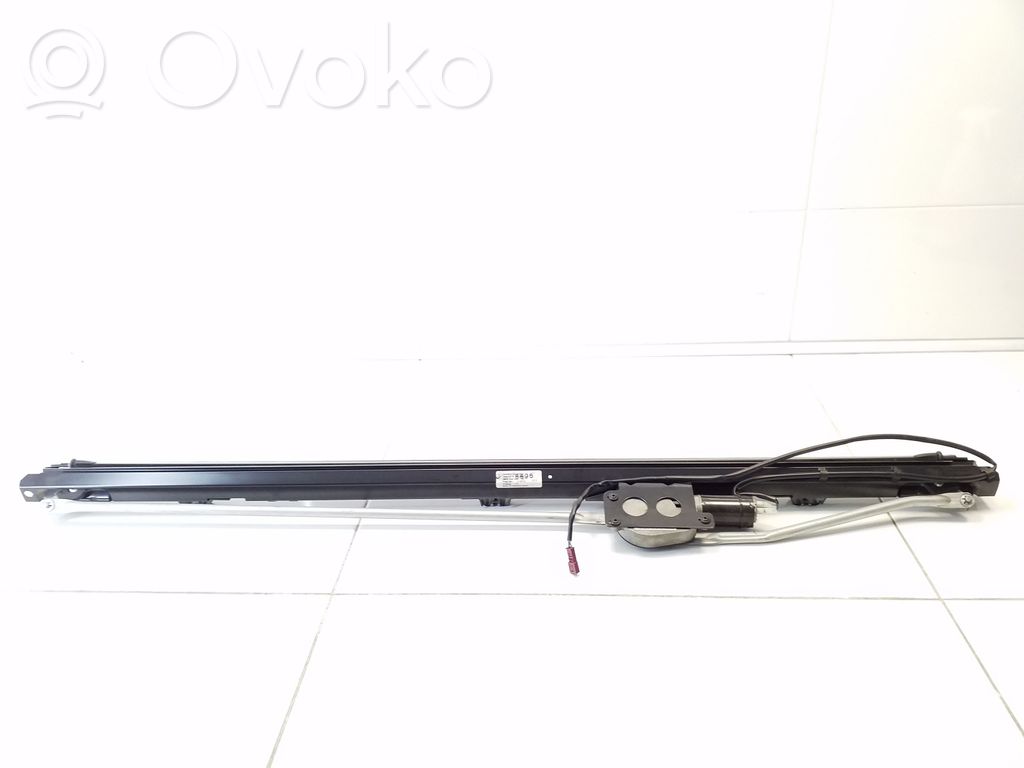 BMW 5 E60 E61 Bagažinės Lango užuolaidėlė 