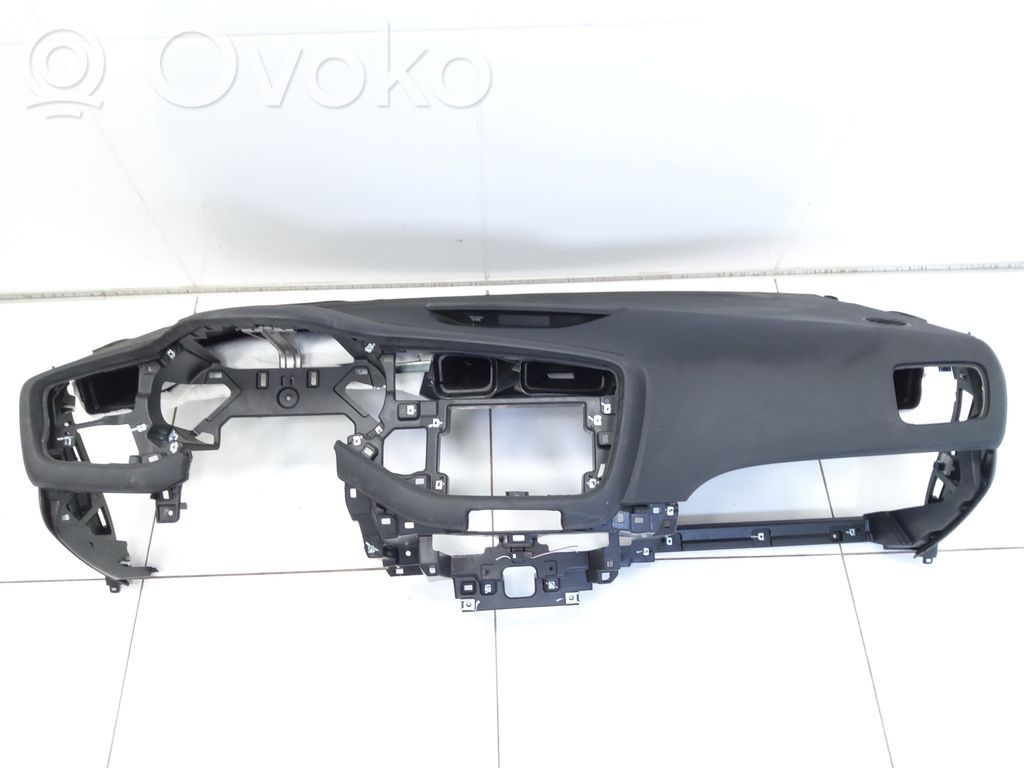 KIA Ceed Panelis 
