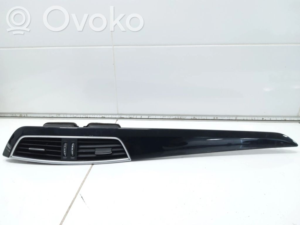 Mercedes-Benz C W204 Ramka deski rozdzielczej 