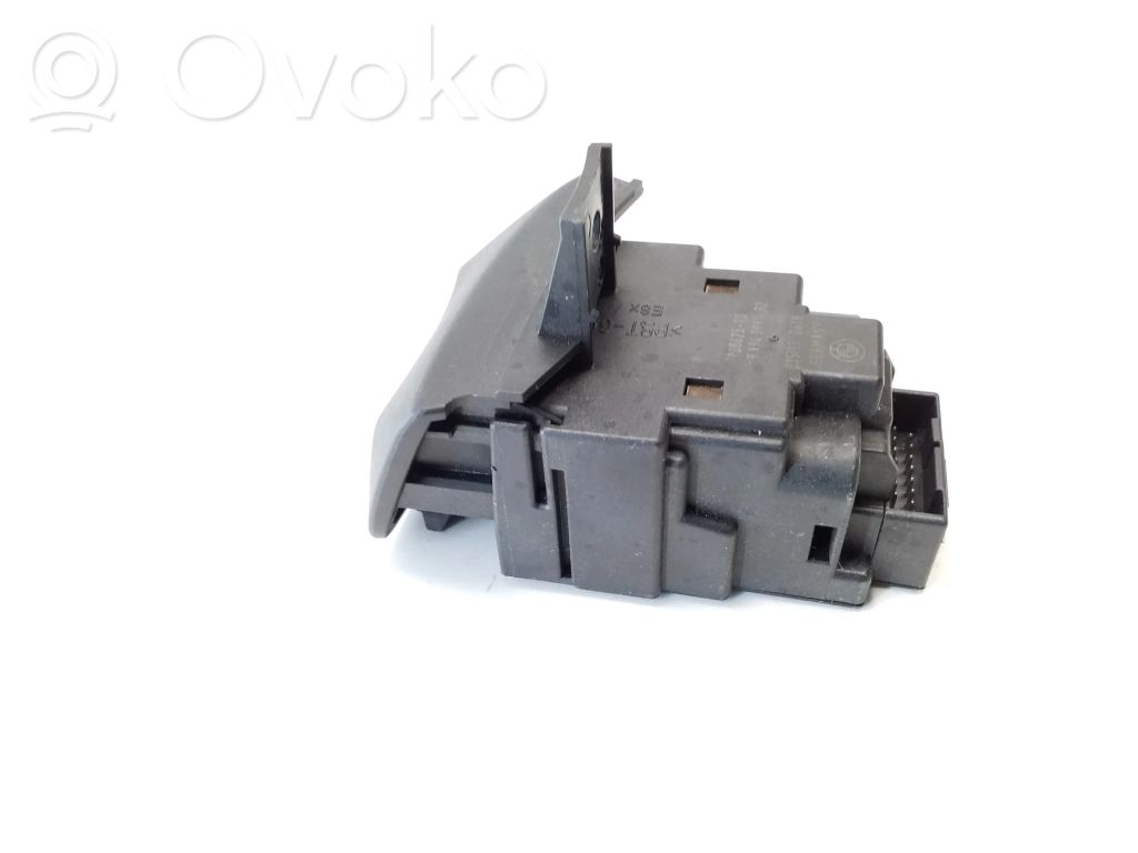 BMW X1 E84 Ignition lock 