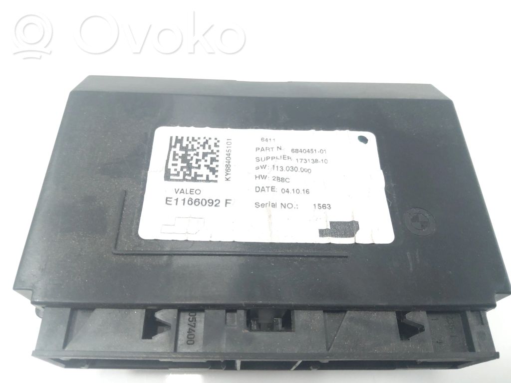 Other control units/modules   684045101