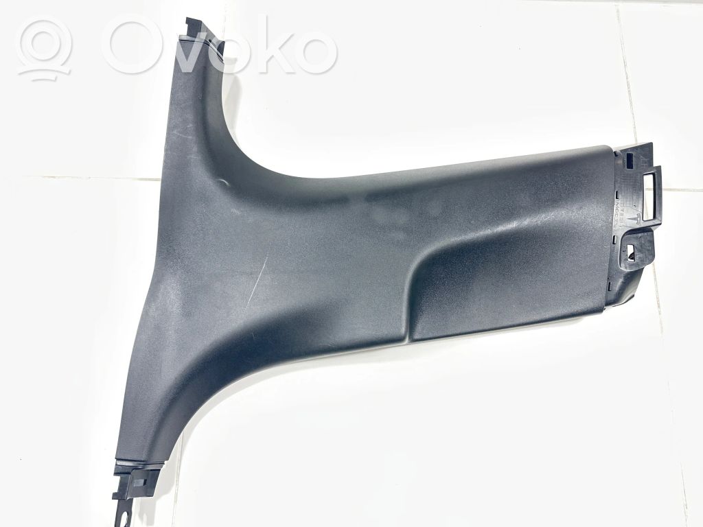 Tesla Model 3 (B) statramsčio apdaila (apatinė) 