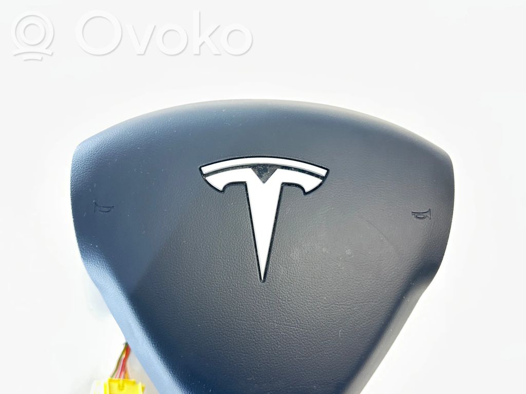 Tesla Model 3 Airbag volan 