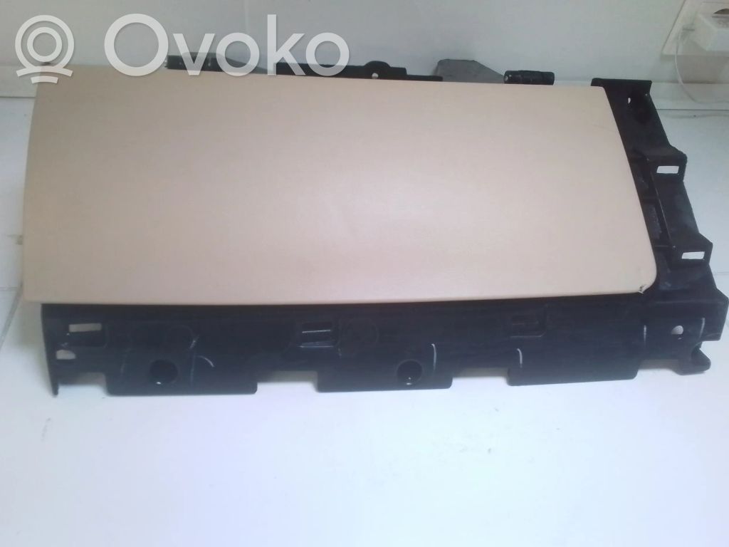 Tesla Model S Glove box 
