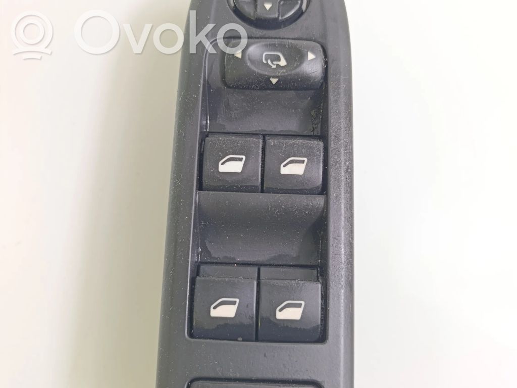 Electric window control switch   30170346,96660257XT