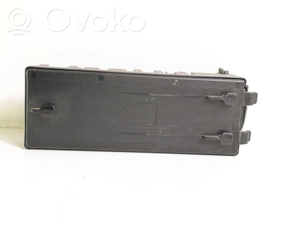 Tailgate/trunk control unit/module   4G5959107