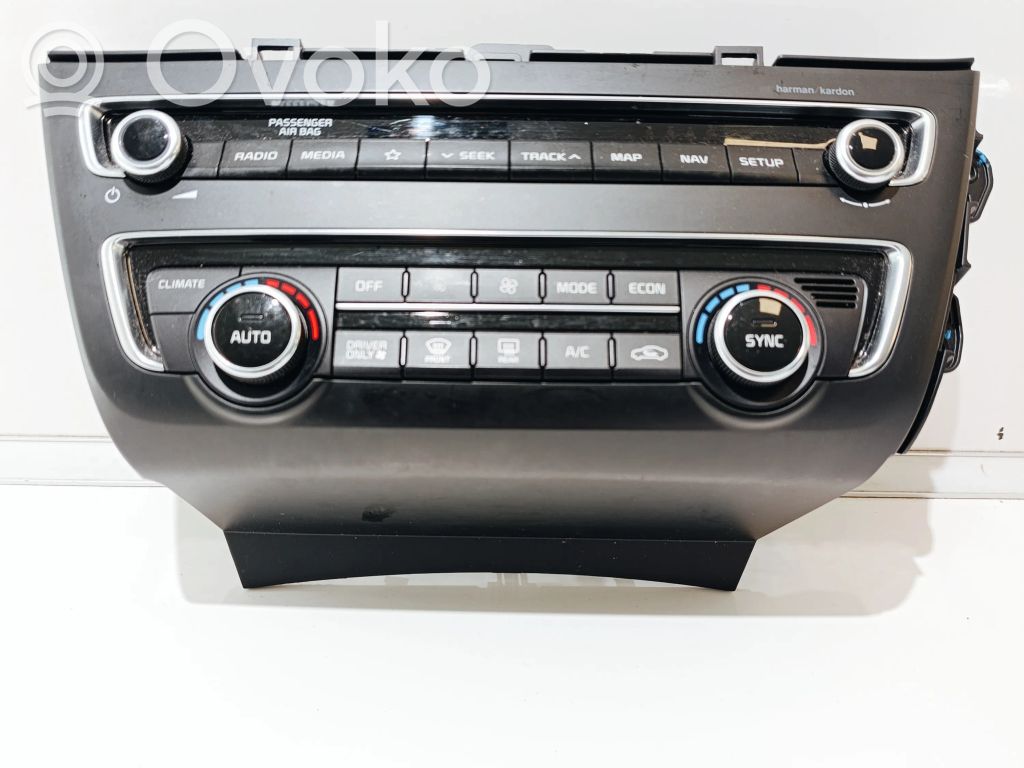 KIA Optima Climate control unit 