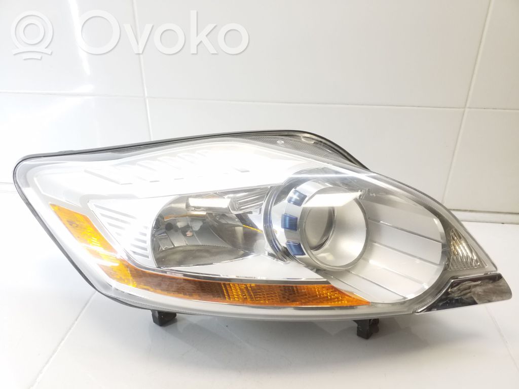 Ford Kuga I Scheinwerfer 