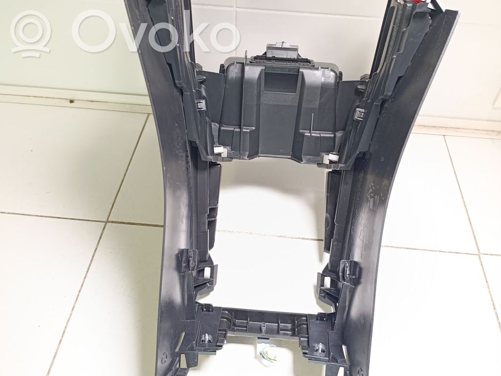 Mazda CX-5 Kita centrinė konsolės (tunelio) detalė 