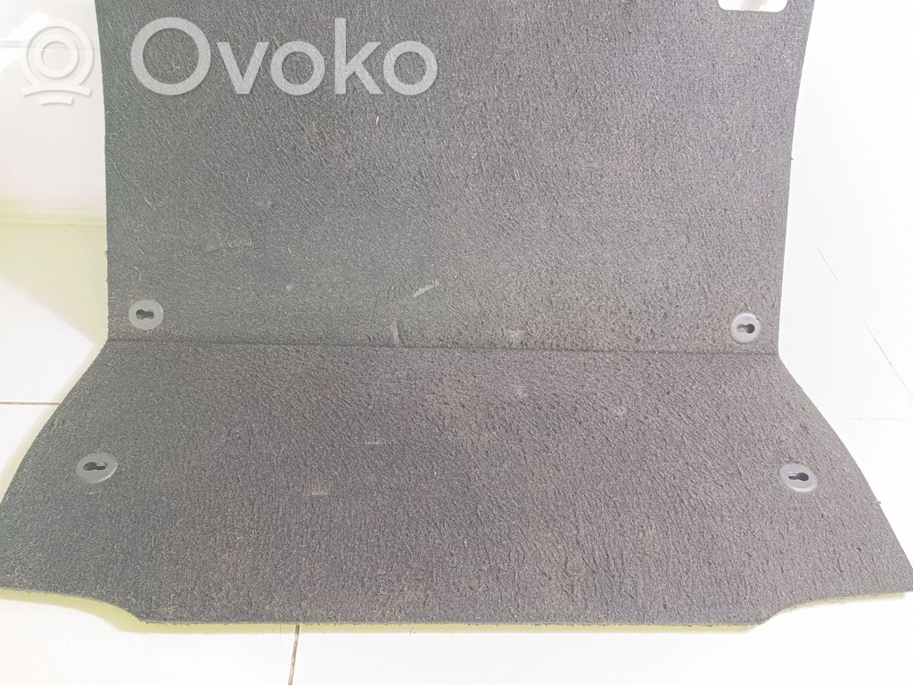 Bagāžnieka grīda   8136257,5147547030