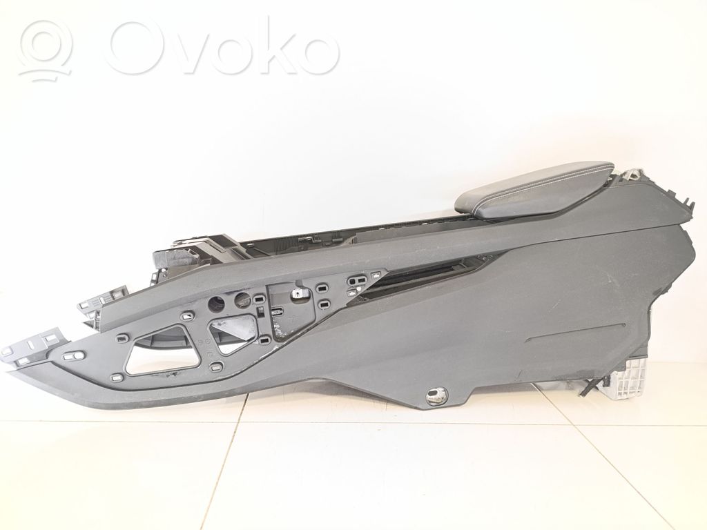 Audi e-tron Center console 